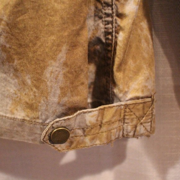 Ashley - Picture 12 of 16